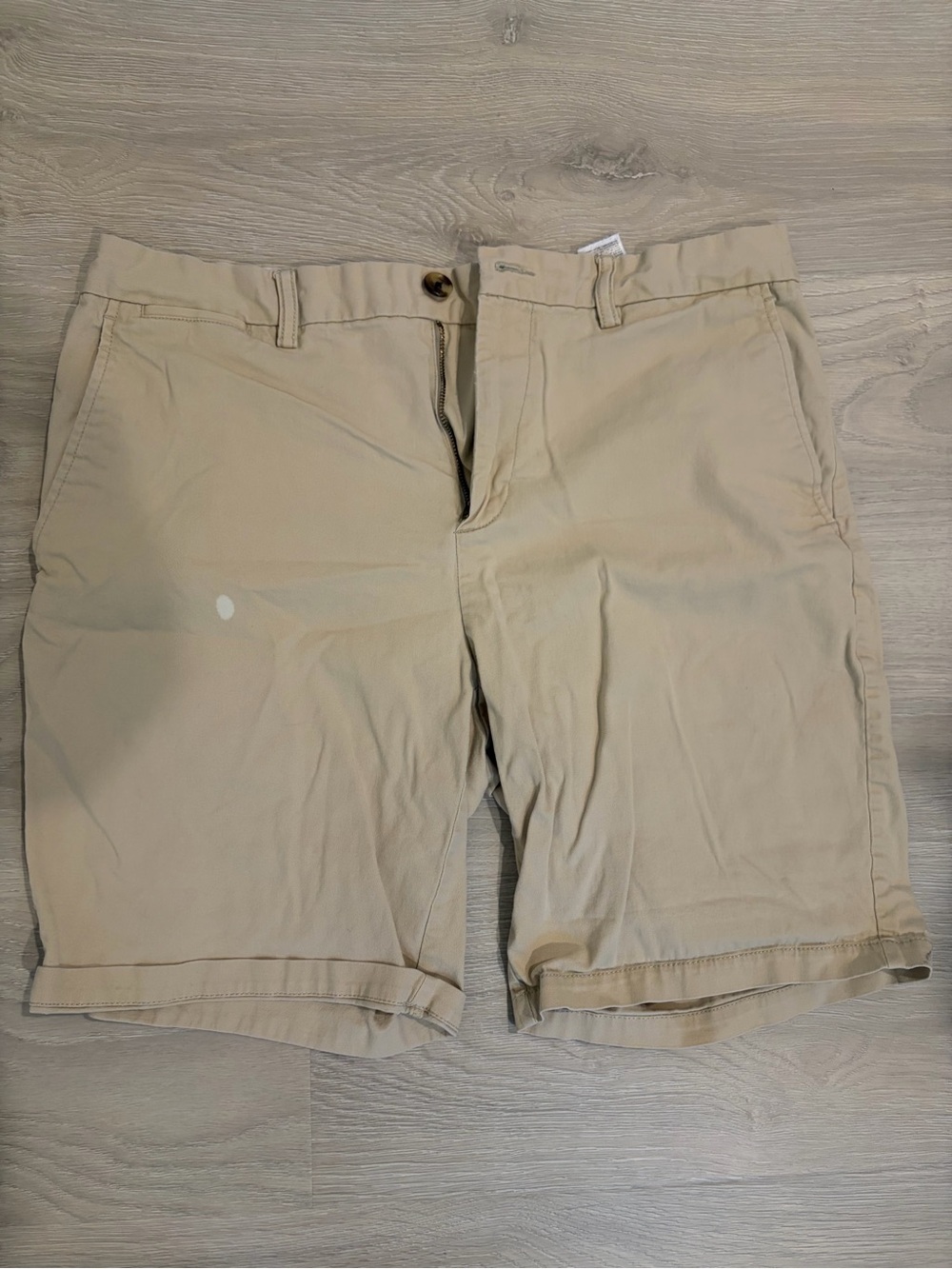 Old Navy Beige Flat-Front Men's Shorts